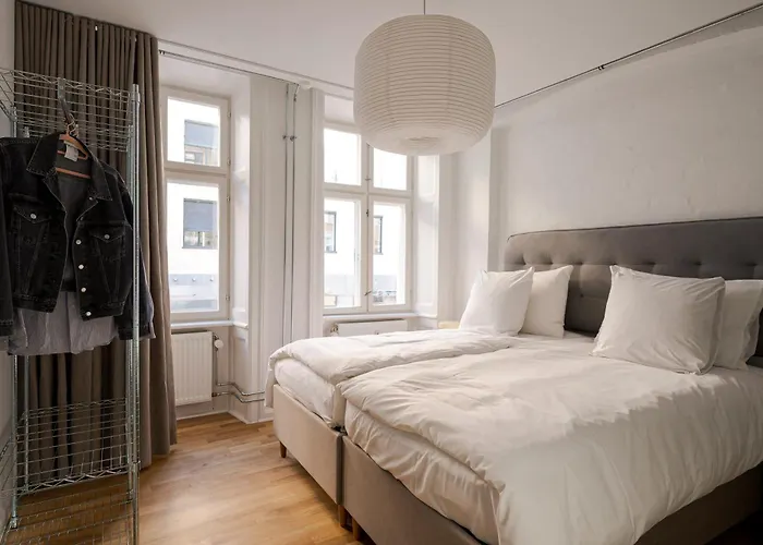 Chic Pad With Handpainted Art In Great Location By Daniel&jacob's * コペンハーゲン